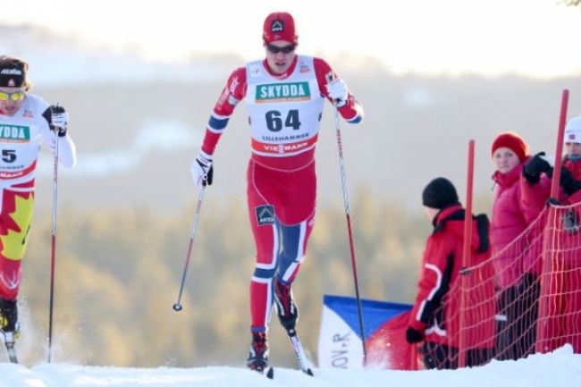 Víťazom Svetového pohára v behu na lyžiach je Paal Golberg