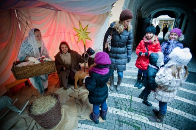 V Bratislavskom Starom meste deti poteší živý betlehem