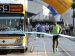 Video: Usain Bolt zdolal v šprintérskom súboji autobus