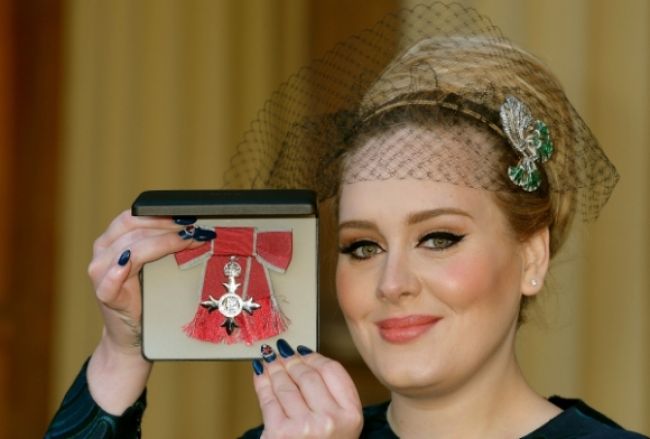 Adele dostala Rad britského impéria