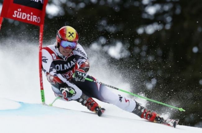 Rakúšan Hirscher ovládol obrovský slalom na SP v Alta Badii