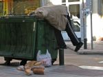 Trnavskí bezdomovci nemajú o ponúknutú prácu záujem