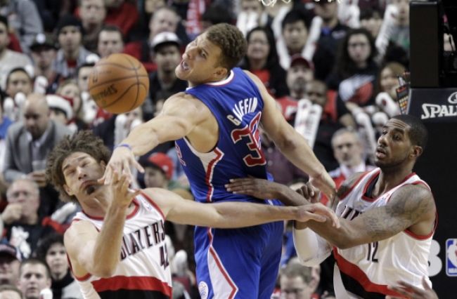 Portland opäť na čele NBA, Hardenovi to sypalo za bod