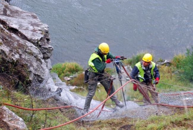 Pod Strečnom obmedzia dopravu, premávka bude presmerovaná