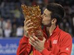 Novak Djokovič zavŕšil čistý hetrik na turnaji v Abú Zabí