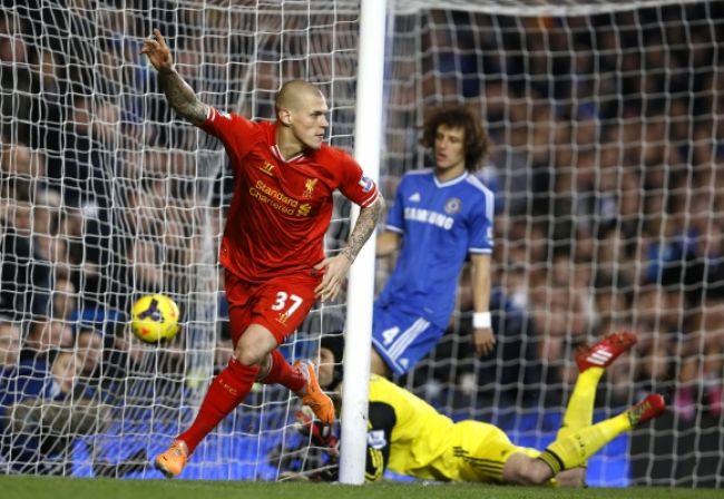 Škrtel skóroval, Arsenal je na čele Premier League
