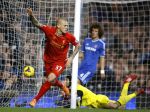Škrtel skóroval, Arsenal je na čele Premier League