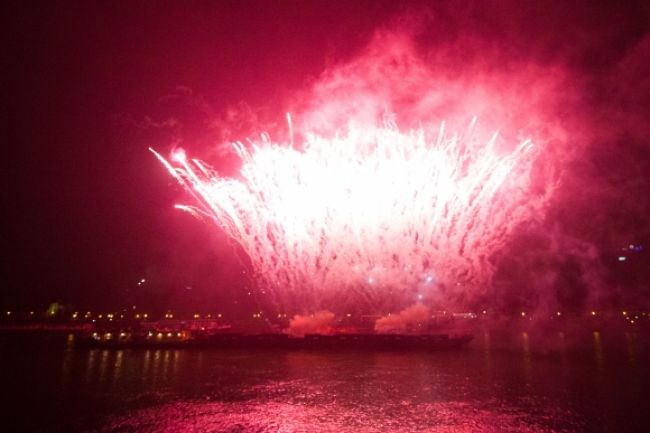 Bratislava vítala rok 2014 ohňostrojom a oslavami v centre