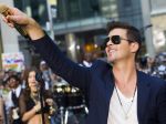 Najpredávanejším singlom roka 2013 je Blurred Lines