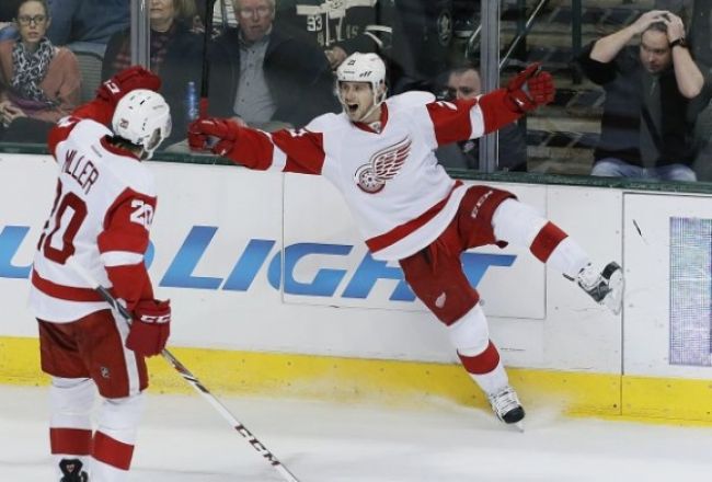 Skvelý Tatar v NHL skóroval, Kopecký premenil nájazd