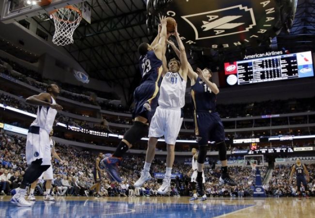 Video: Vo Washingtone hrali nekonečný zápas, Nowitzki žiaril