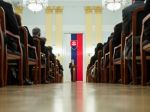 Kvalita demokracie na Slovensku sa v minulom roku zhoršila