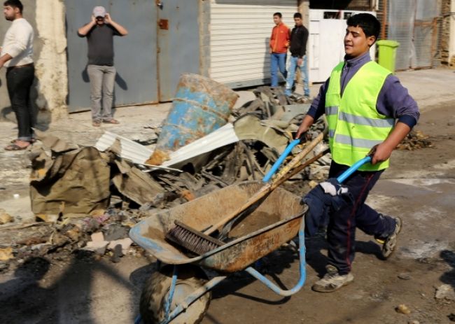 Bombové útoky v Bagdade a Bakúbe neprežili desiatky ľudí