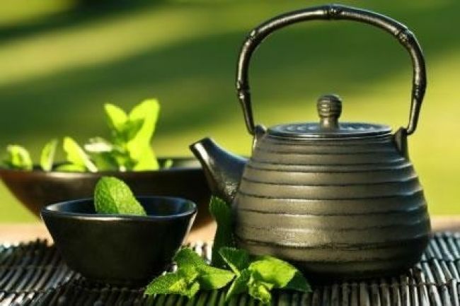 Zelený čaj blokuje účinky liekov na krvný tlak