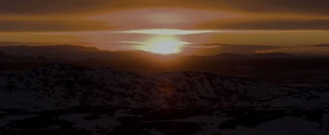 Video: Vítanie slnka. Radosť Grónska po 960 hodinách v temnote 