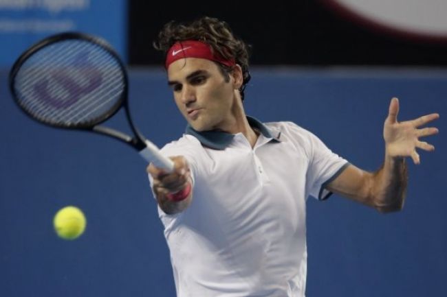 Odsunutý Roger Federer suverénne postúpil do tretieho kola