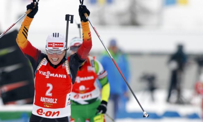 Stíhačka patrí Nemke Henkelovej, Kuzminová skončila ôsma