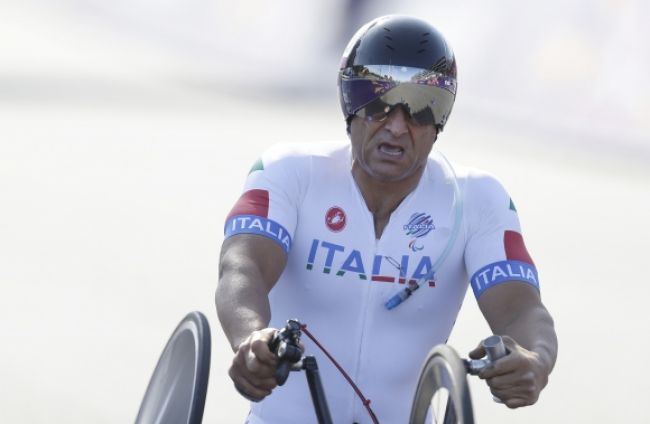 Paralympijský víťaz Zanardi sa vracia k motošportu