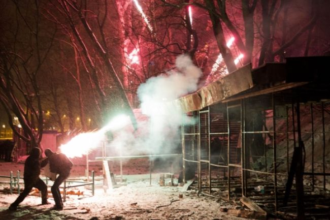 Násilie na Ukrajine má už päť obetí, polícia zasiahla