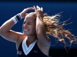 Cibulková zničila Radwanskú, je vo finále Australian Open