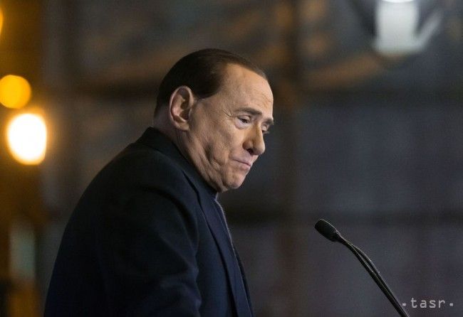 Berlusconi chce schudnúť a odpočinúť si od politiky