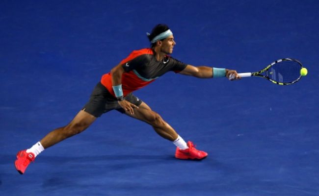 Nadal je vo finále Australian Open, Federer neuhral ani set