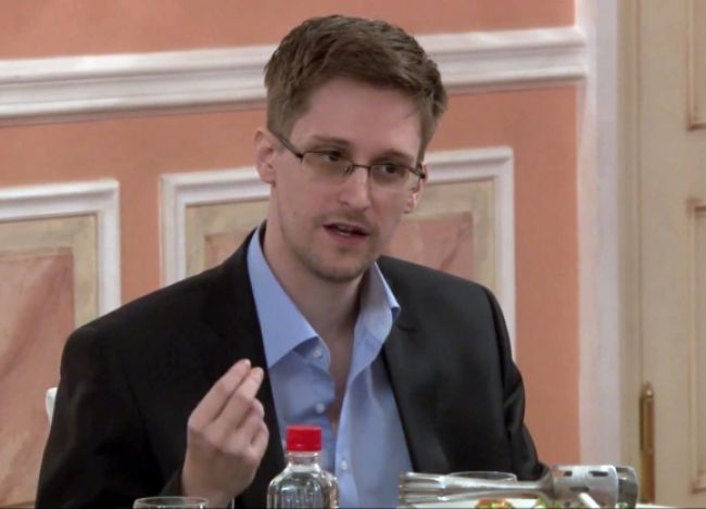 Edward Snowden tvrdí, že ho chcú Američania zabiť