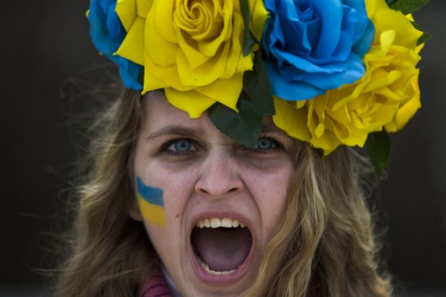 Ukrajine pre politické turbulencie zhoršili rating