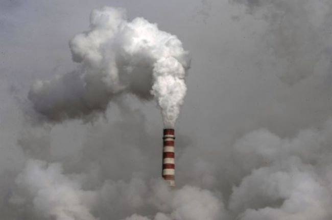 Zoznam s ľuďmi z kauzy emisií môže byť len bluf, tvrdí Fico