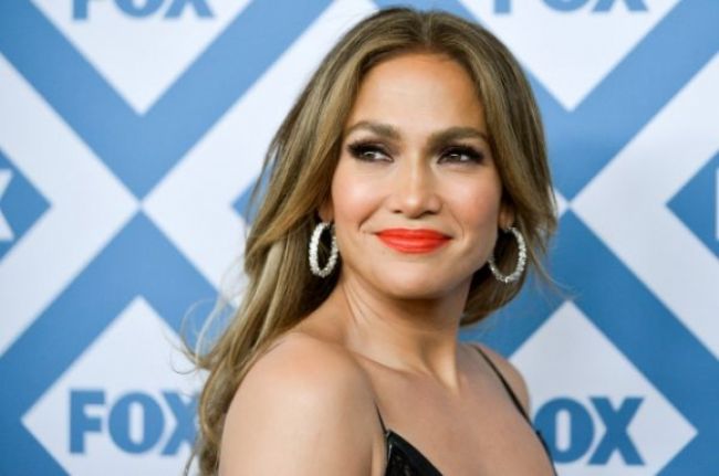 Jennifer Lopez zverejnila klip ku skladbe Same Girl