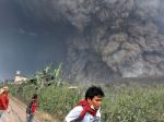 Po erupcii sopky Sinabung je nezvestných 50 ľudí a 14 našli mŕtvych