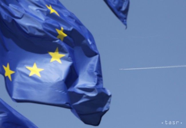 Európska komisia chce obmedziť platy vysokých manažérov