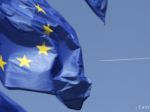 Európska komisia chce obmedziť platy vysokých manažérov