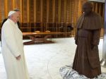 Pápežovi darovali čokoládového dvojníka
