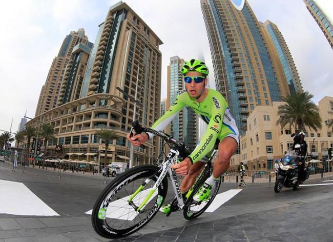 Video: Peter Sagan opäť bojoval v Dubaji o etapový triumf