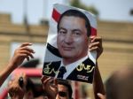 Egyptského exprezidenta Mubaraka obvinili zo sprenevery