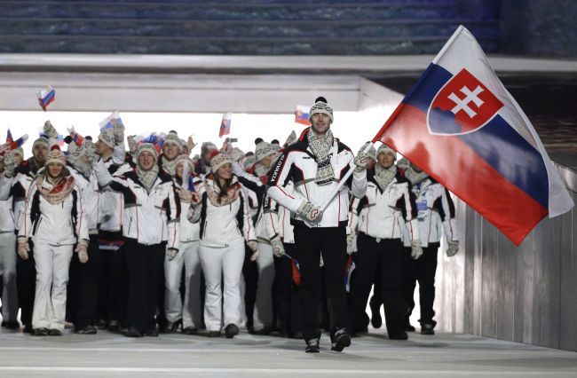 Zdeno Chára bol najvyšším vlajkonosičom na ceremoniáli