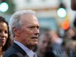 Clint Eastwood je hrdinom, zachránil dusiaceho sa muža