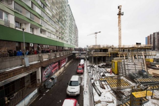Petržalský stavebný úrad začal konanie o odstránení Domina