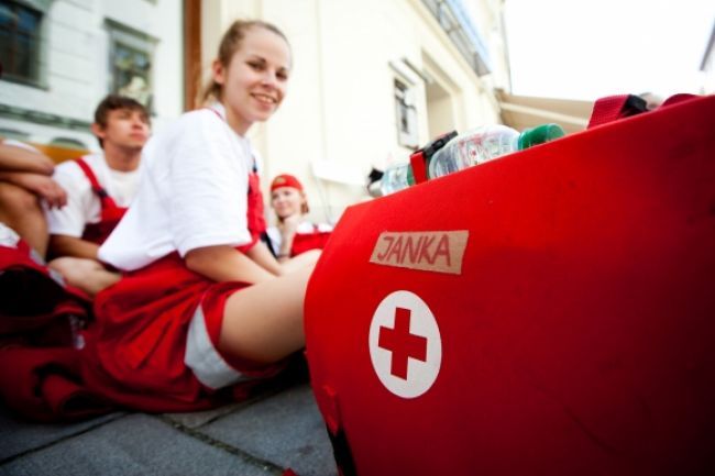 Podľa odhadov vie dať prvú pomoc mizivé percento Slovákov