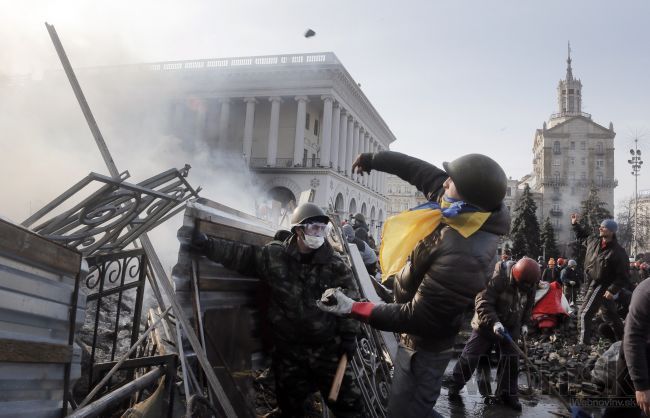 Naživo: Ukrajina hlási 26 obetí, armáda povolala výsadkárov