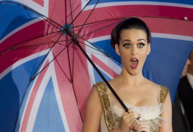 Katy Perry zverejnila videoklip ku skladbe Dark Horse