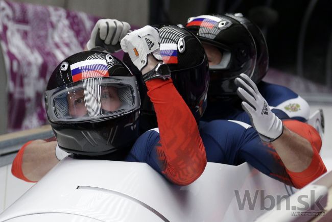 Slovenskí bobisti majú len teoretickú nádej na finále