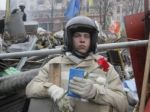 Janukovyč zmizol, Kyjev na neho vypísal zatykač