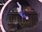 Video: Frajer, ktorý porazil gravitáciu!