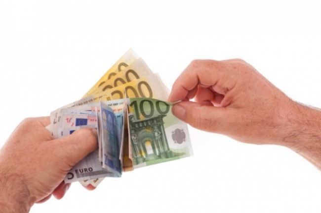 Transakčná eurodaň je na spadnutie, reálna bude v máji