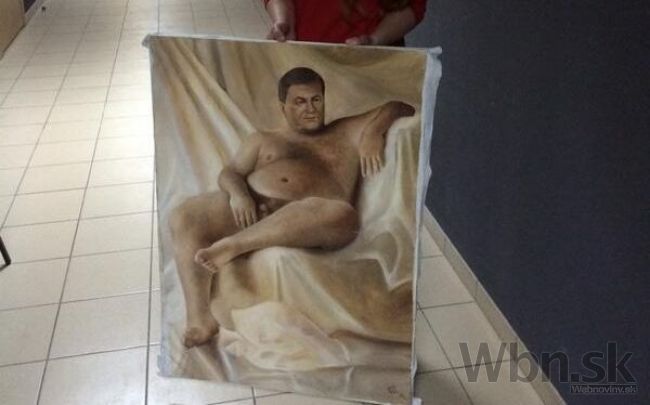 Erotika podľa Janukovyča: Tento nahý portrét baví internet