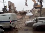 Video: Keď sa nepodarí demolácia budovy