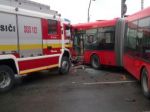 Vodič autobusu prehovoril o sobotnej zrážke s hasičmi