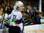 Novosibirsk zdolal najslabší článok KHL až po nájazdoch